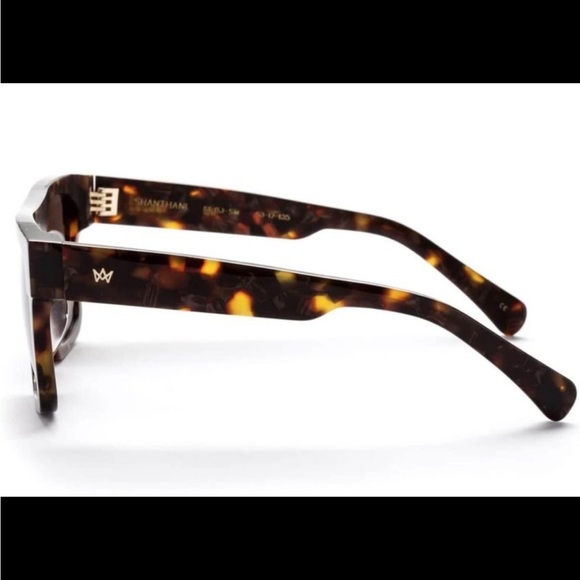 Brand New AM Eyewear Shanthani Sunglasses - Tortoiseshell (Davis Jnr) with case. - Picture 3 of 3
